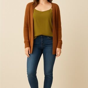 30. Halogen • NWOT $$  Olive Top PTP 20”